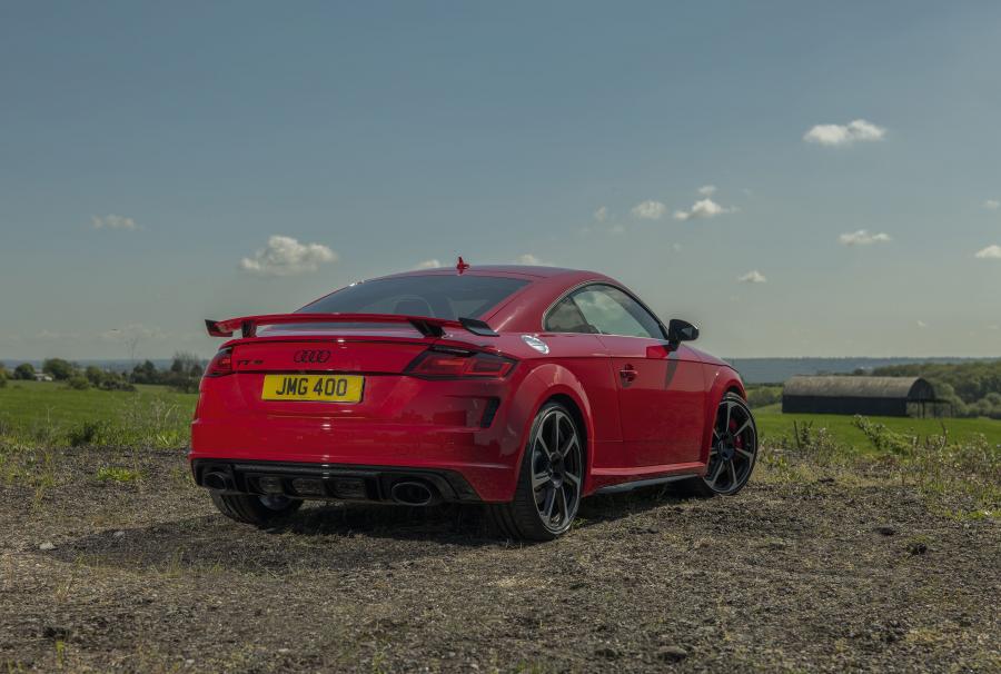  Audi TT RS Coupe (8S) 2019 года  (UK) (фото 17 из 36)